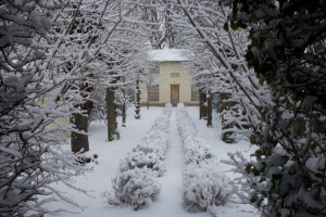 The chapel in thick snow